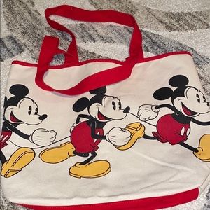❣️New Mickey Mouse tote “Disney world” ❤️❣️